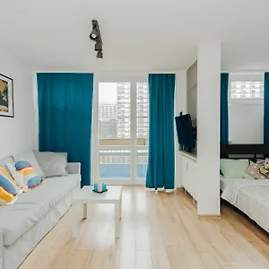 Shortstaypoland Grzybowska Апартаменты